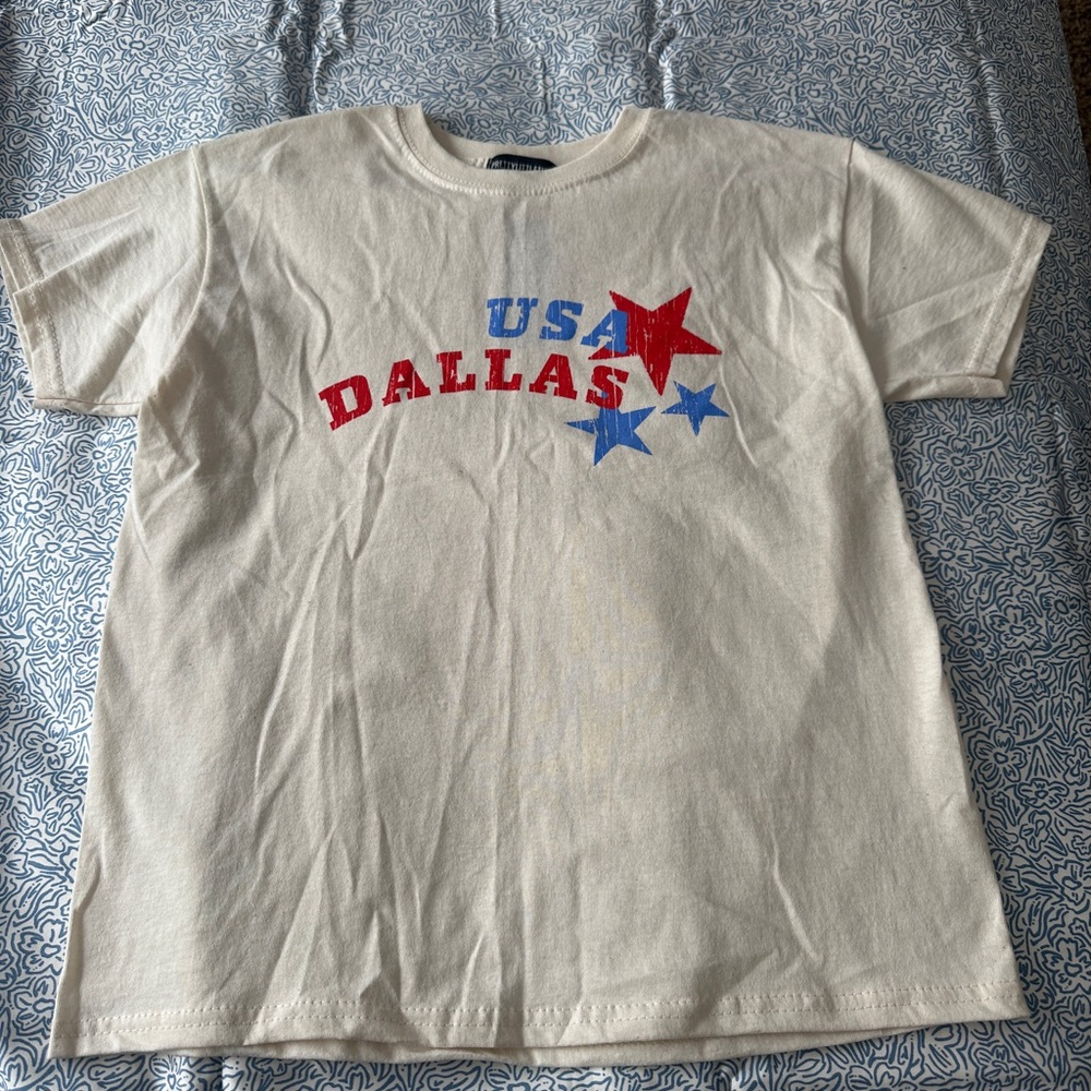 Prettylittlething USA Dallas Tshirt